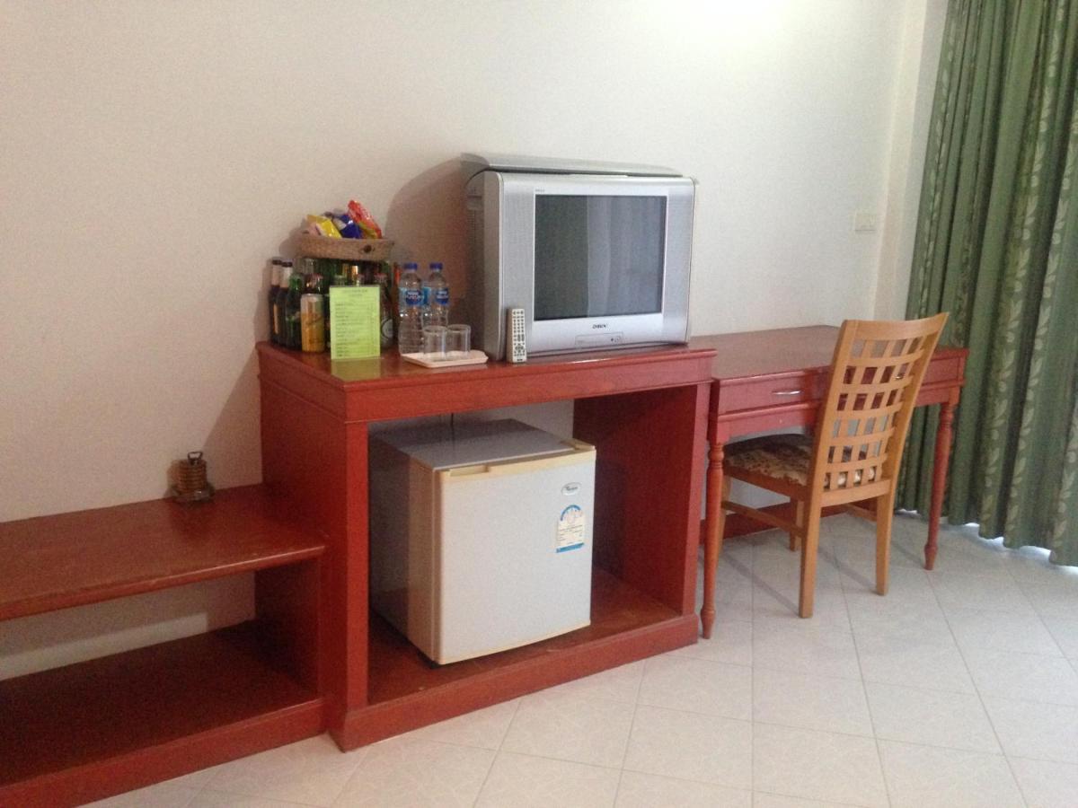 Lotus House Hotell Jomtien Beach Exteriör bild