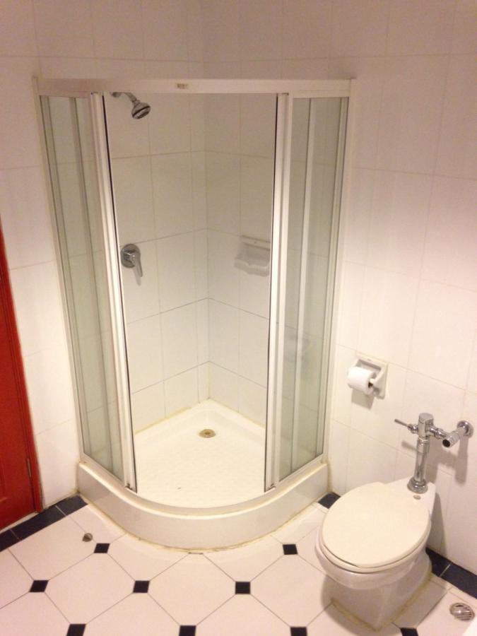 Lotus House Hotell Jomtien Beach Exteriör bild